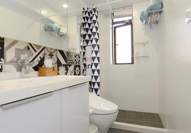 家里有老人，衛(wèi)生間怎樣裝修更合理？